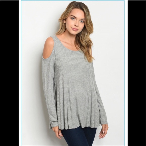 Cold Shoulder Gray Top - Picture 2 of 4